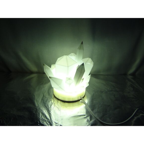 Crystal-Inspired LED Table Lamp With Geometric Design & Warm White Glow - Picture 8 of 15